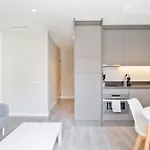 Apartman Vibe By Olala Homes *